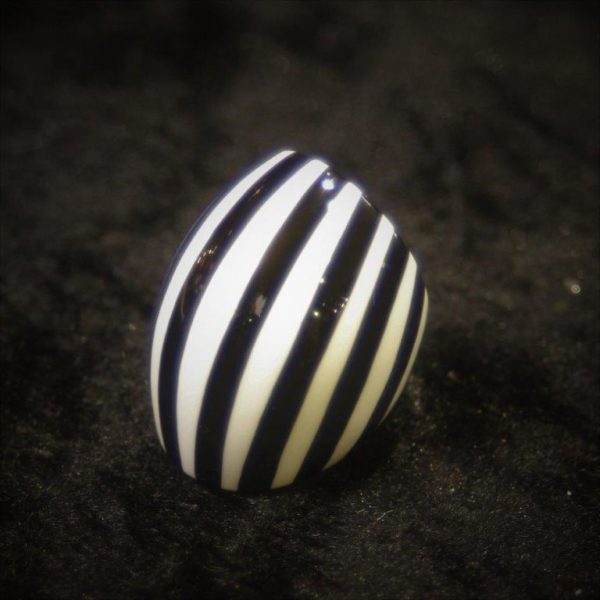 Bague rayée Ovale noire & Blanc